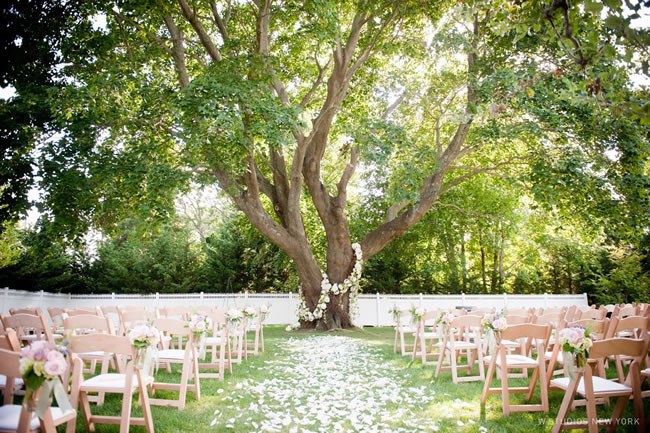 Outdoor wedding ceremony space at Bedell Cellars in New York